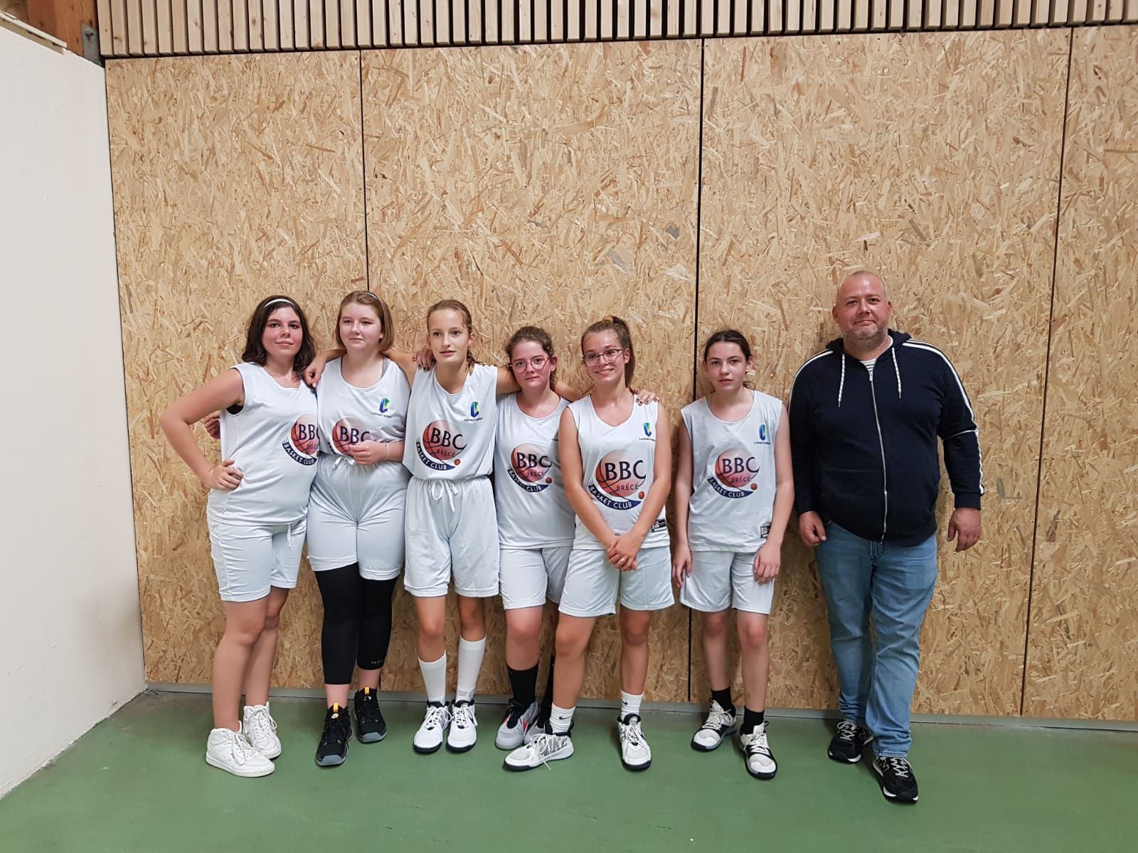 Equipe fille Brécé basketball club